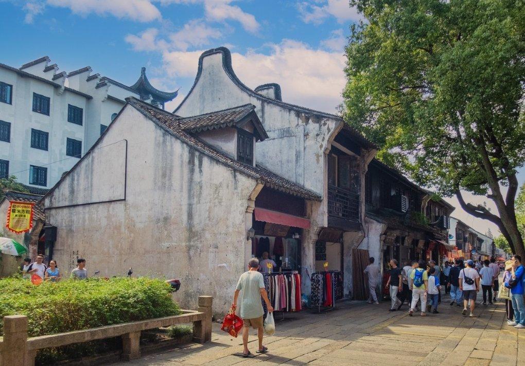 南通崇川幸福街道：专属网格工作站奏响春运“三重奏”温暖幸福“回家路”